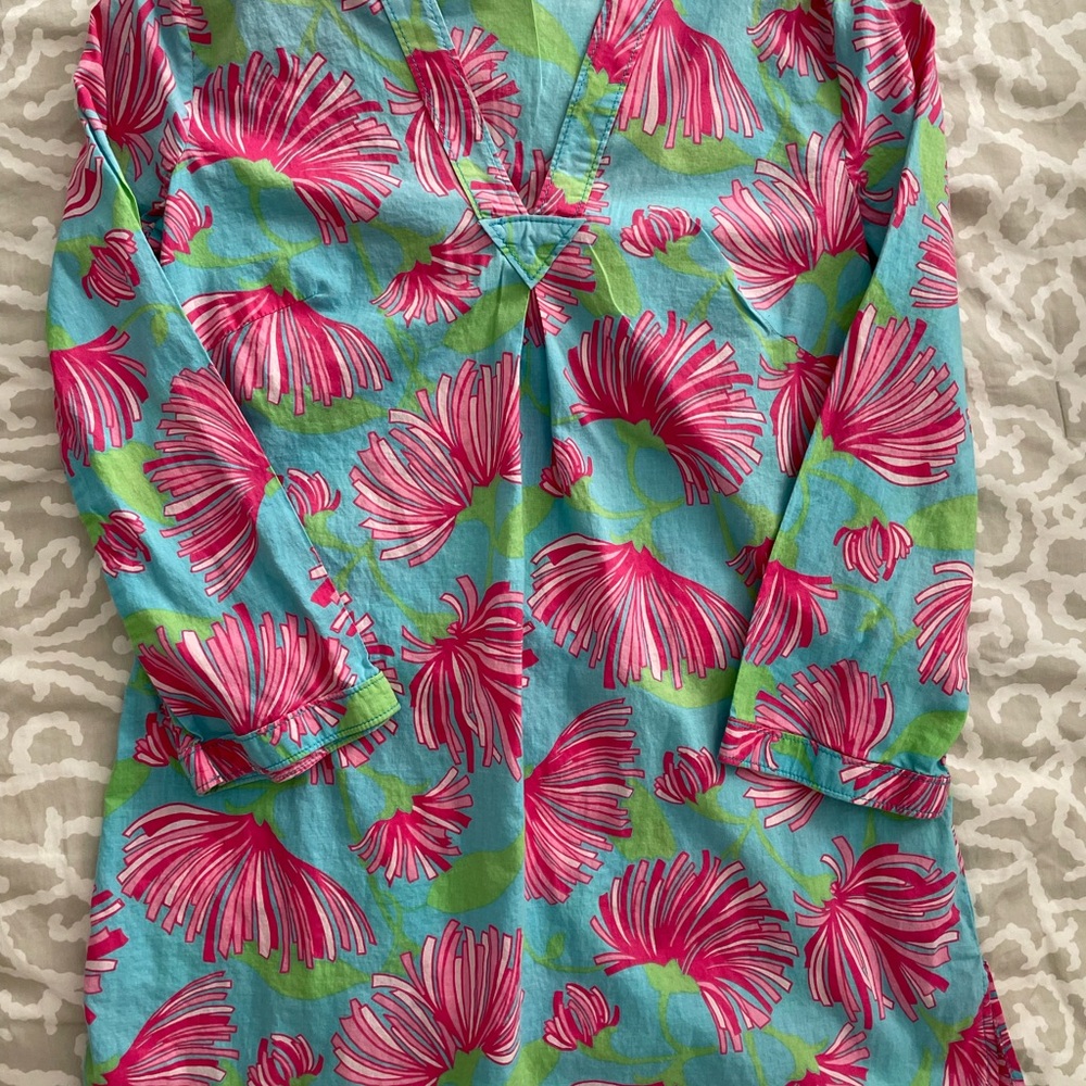 Lilly Pulitzer XS Turquoise Tunic with Hot Pink Floral Print